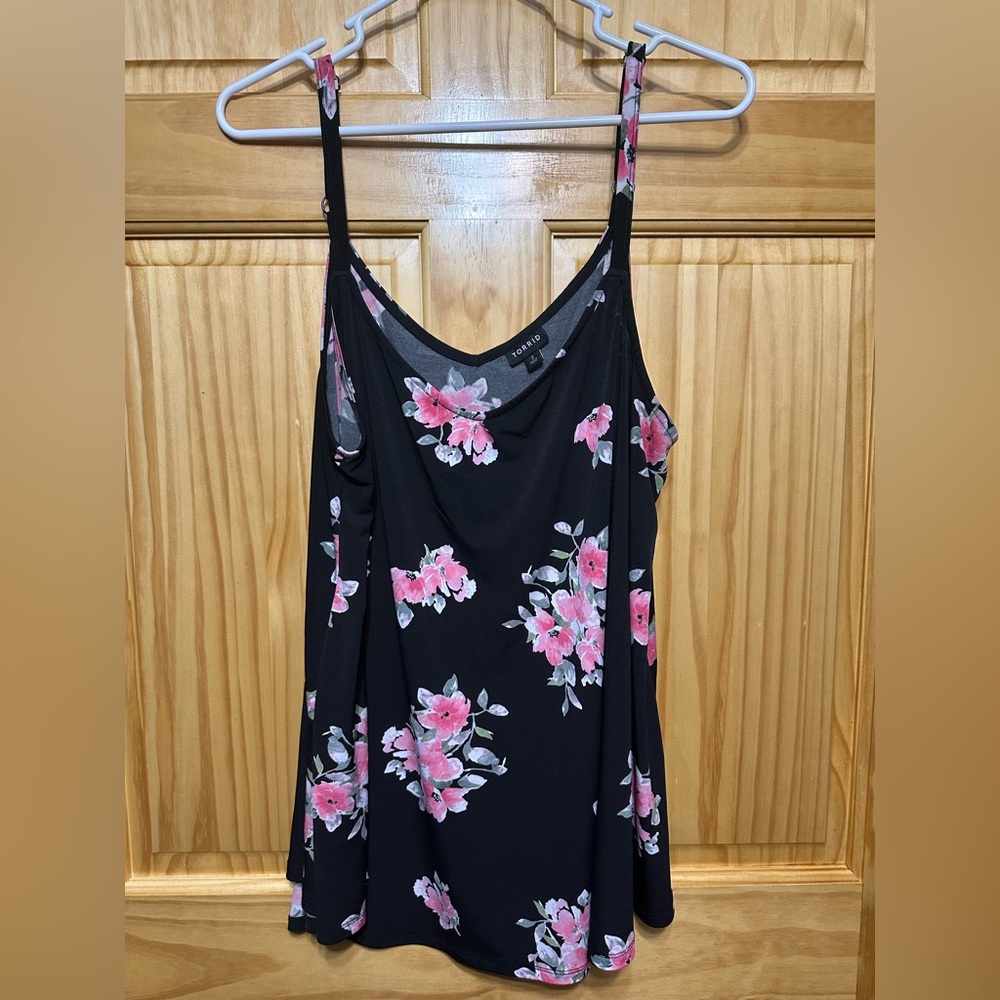 Torrid tank top
